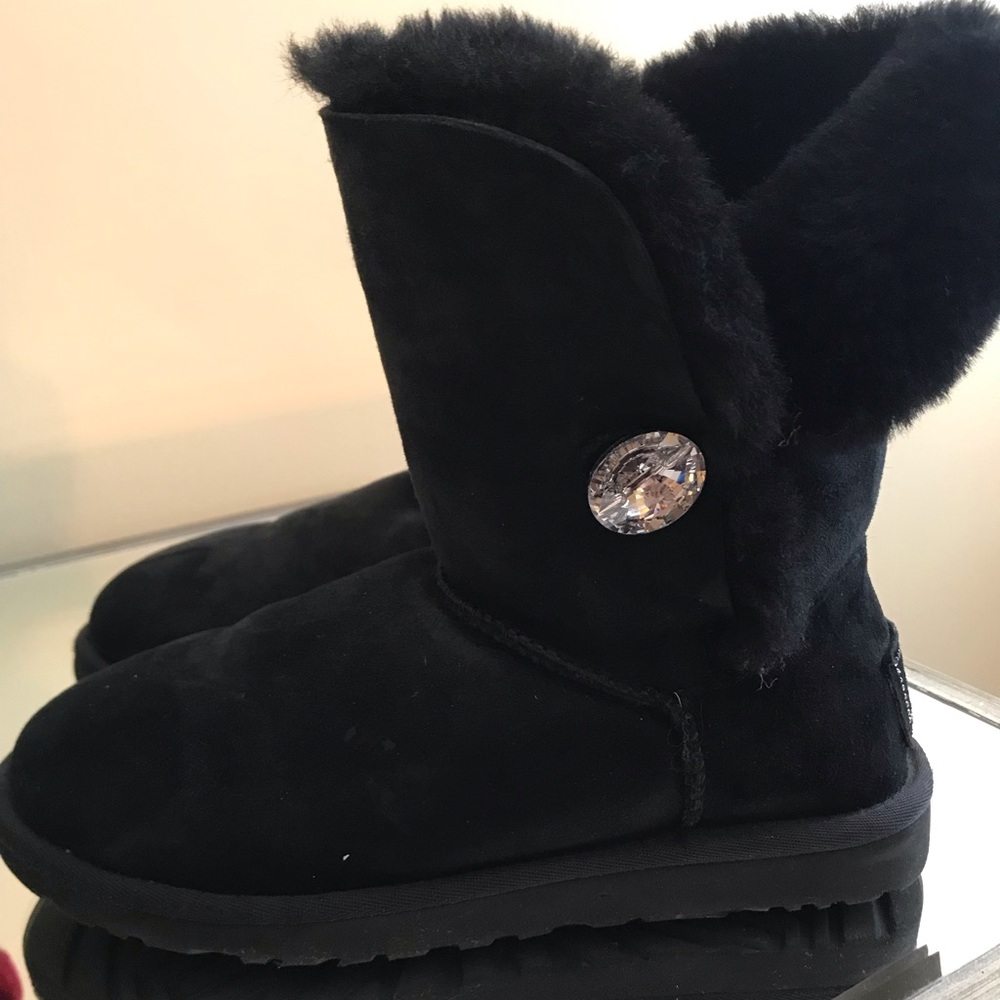 UGG women’s boots size 7